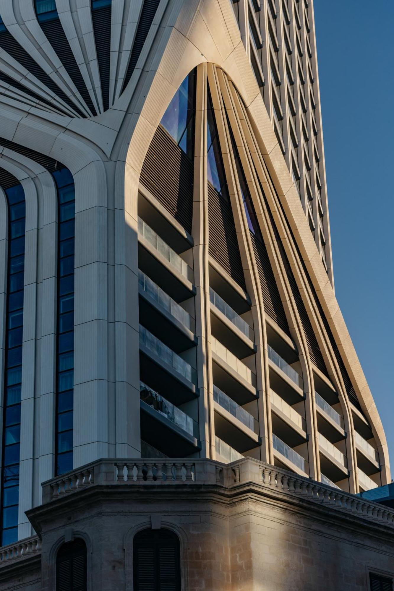 Me Malta By Melia Hotel Saint Julian's Екстериор снимка