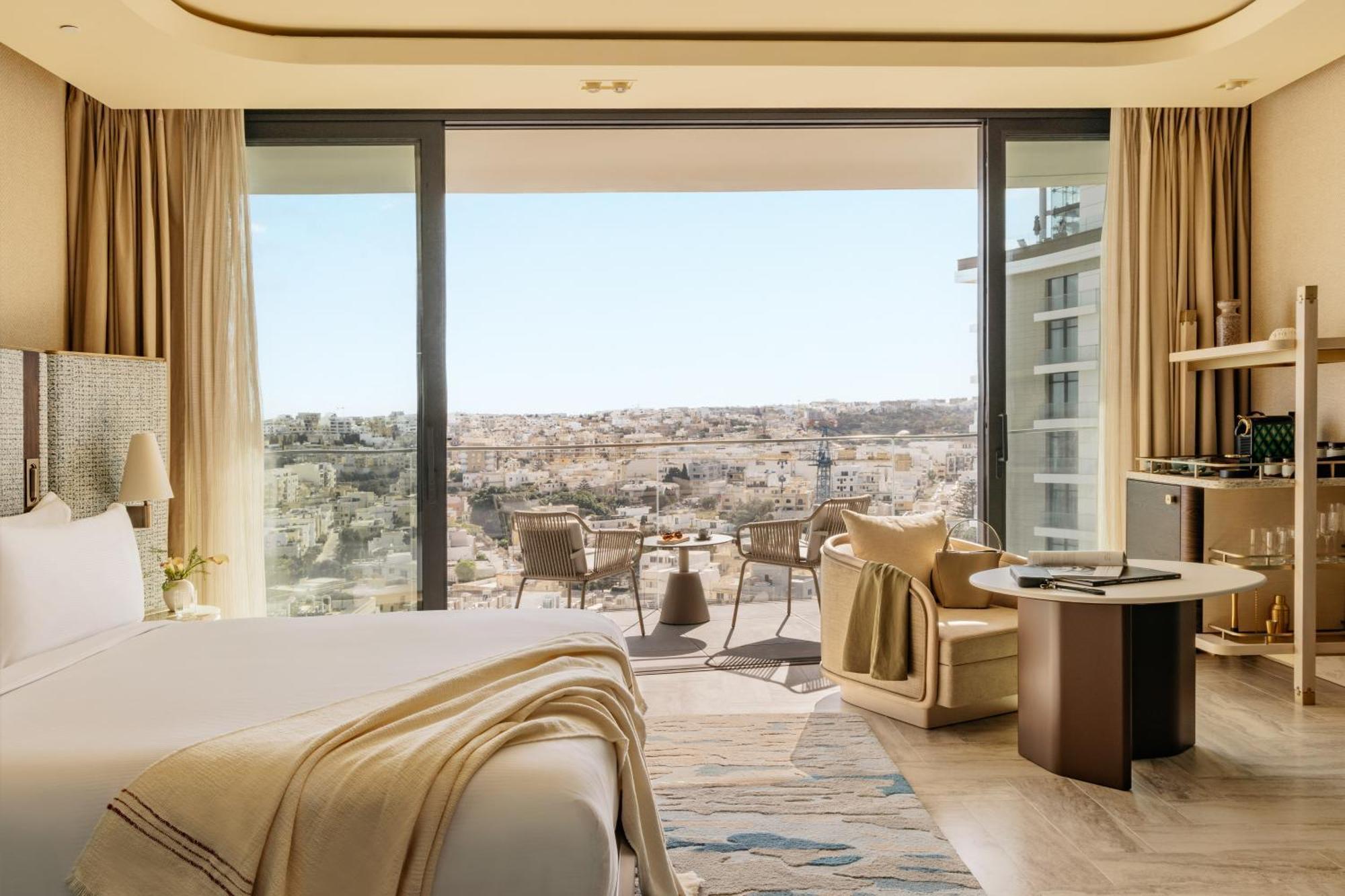 Me Malta By Melia Hotel Saint Julian's Екстериор снимка