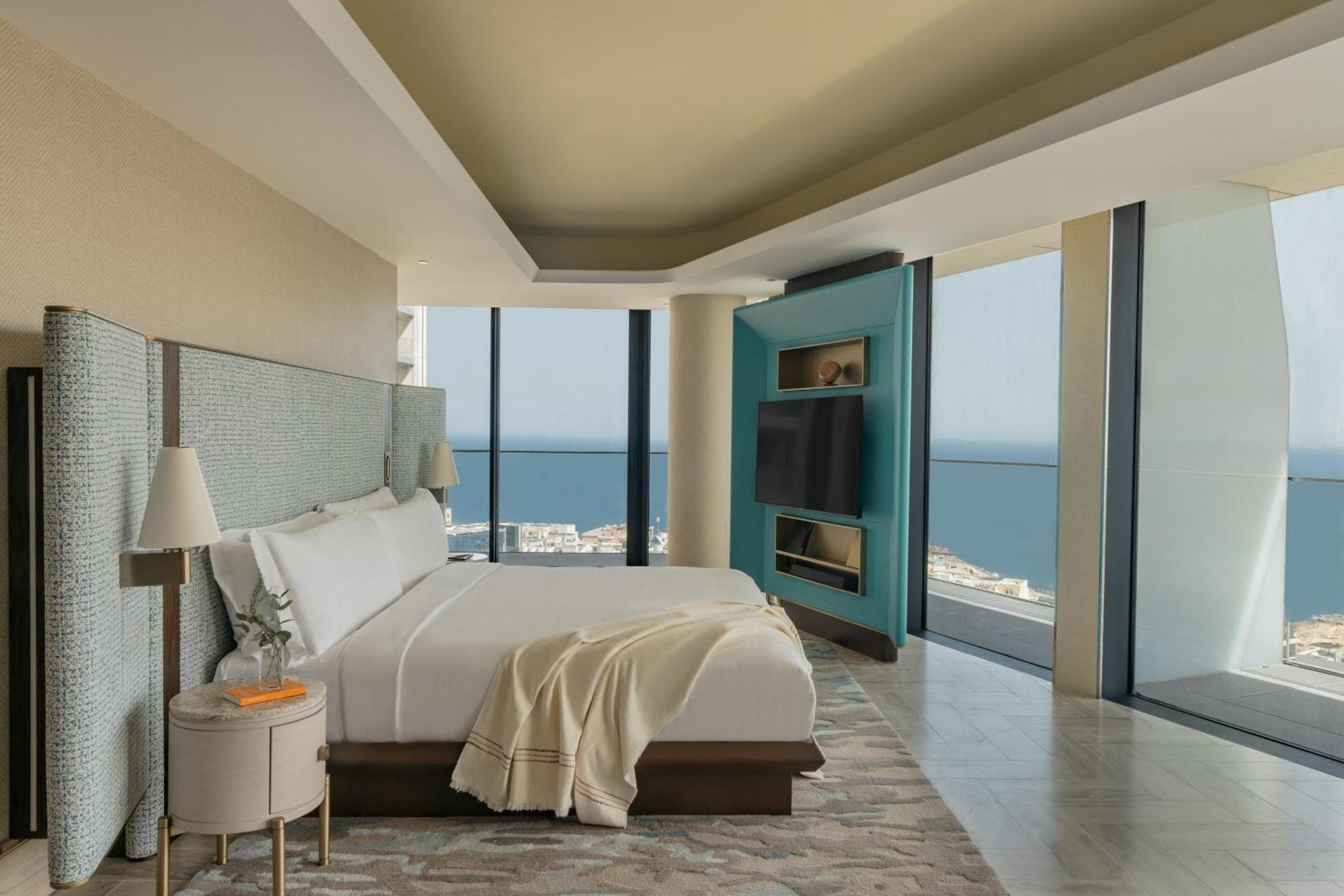 Me Malta By Melia Hotel Saint Julian's Екстериор снимка