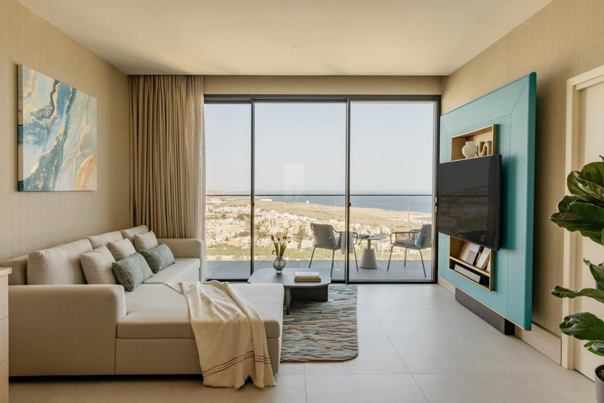 Me Malta By Melia Hotel Saint Julian's Екстериор снимка
