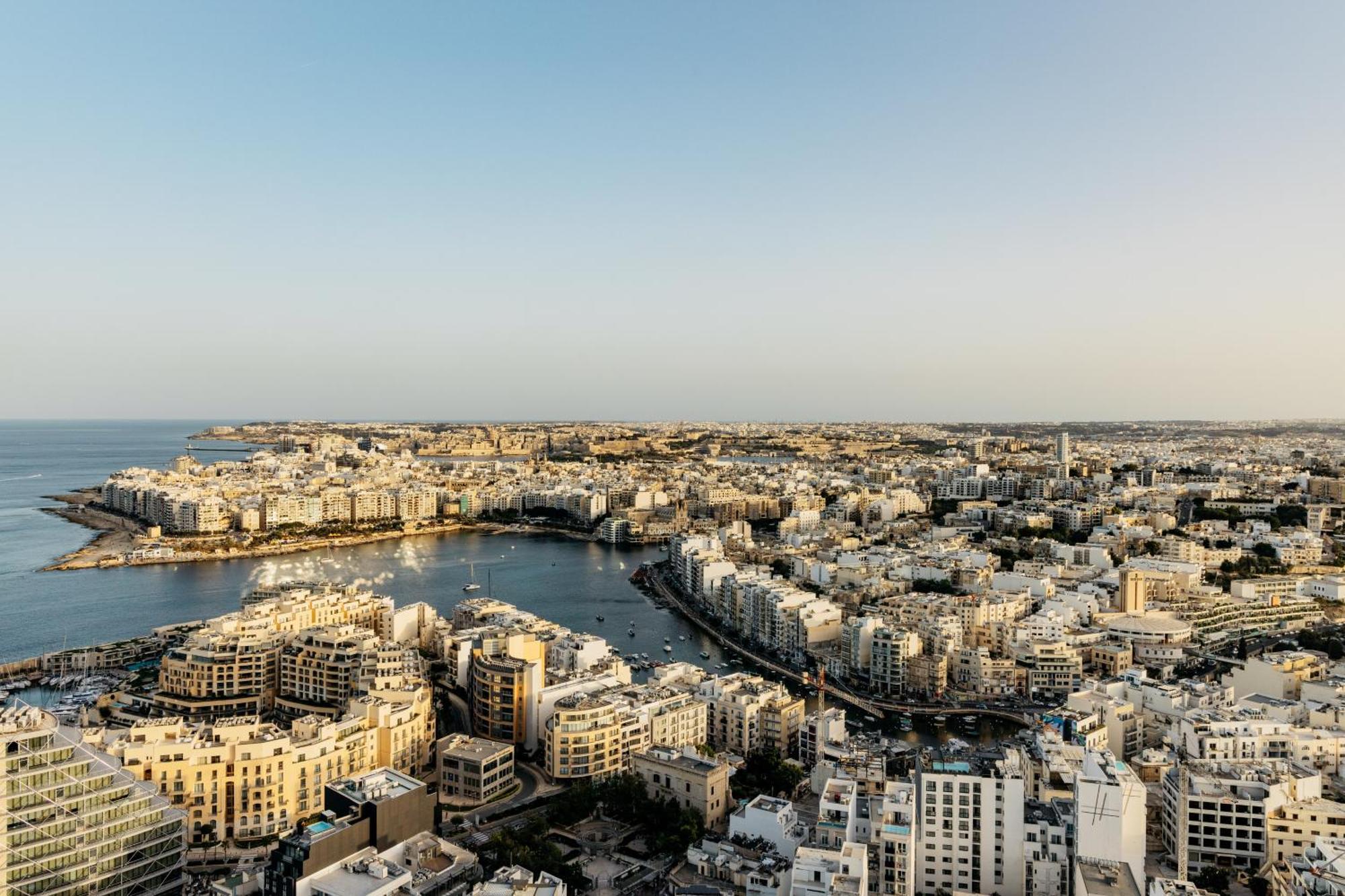 Me Malta By Melia Hotel Saint Julian's Екстериор снимка